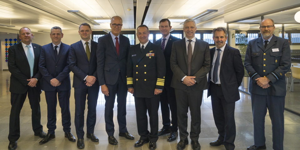 The head of the F-35 Joint Program Office visited Terma, Vice Admiral Mathias W. Winter.