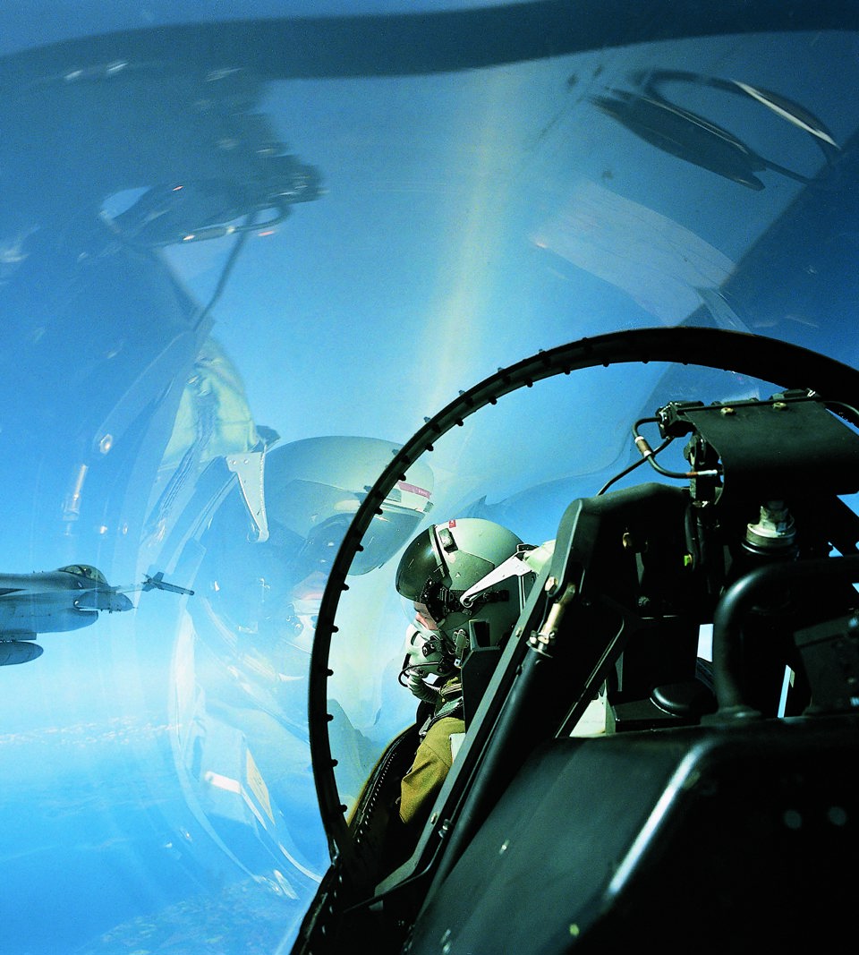 5C Pilot In F 16 Cockpit Terma 3D Audio
