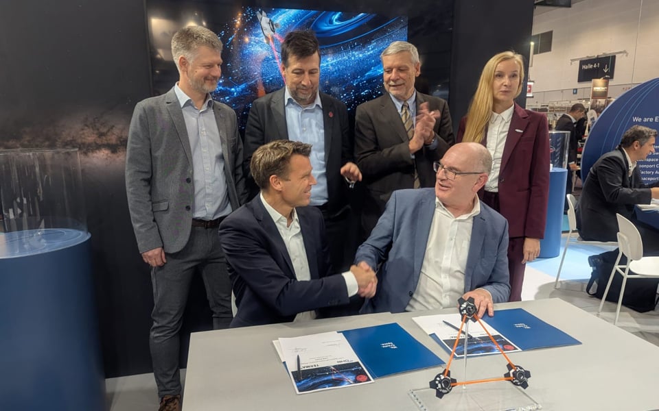Terma and OHB signing contract for ESA LISA Mission.