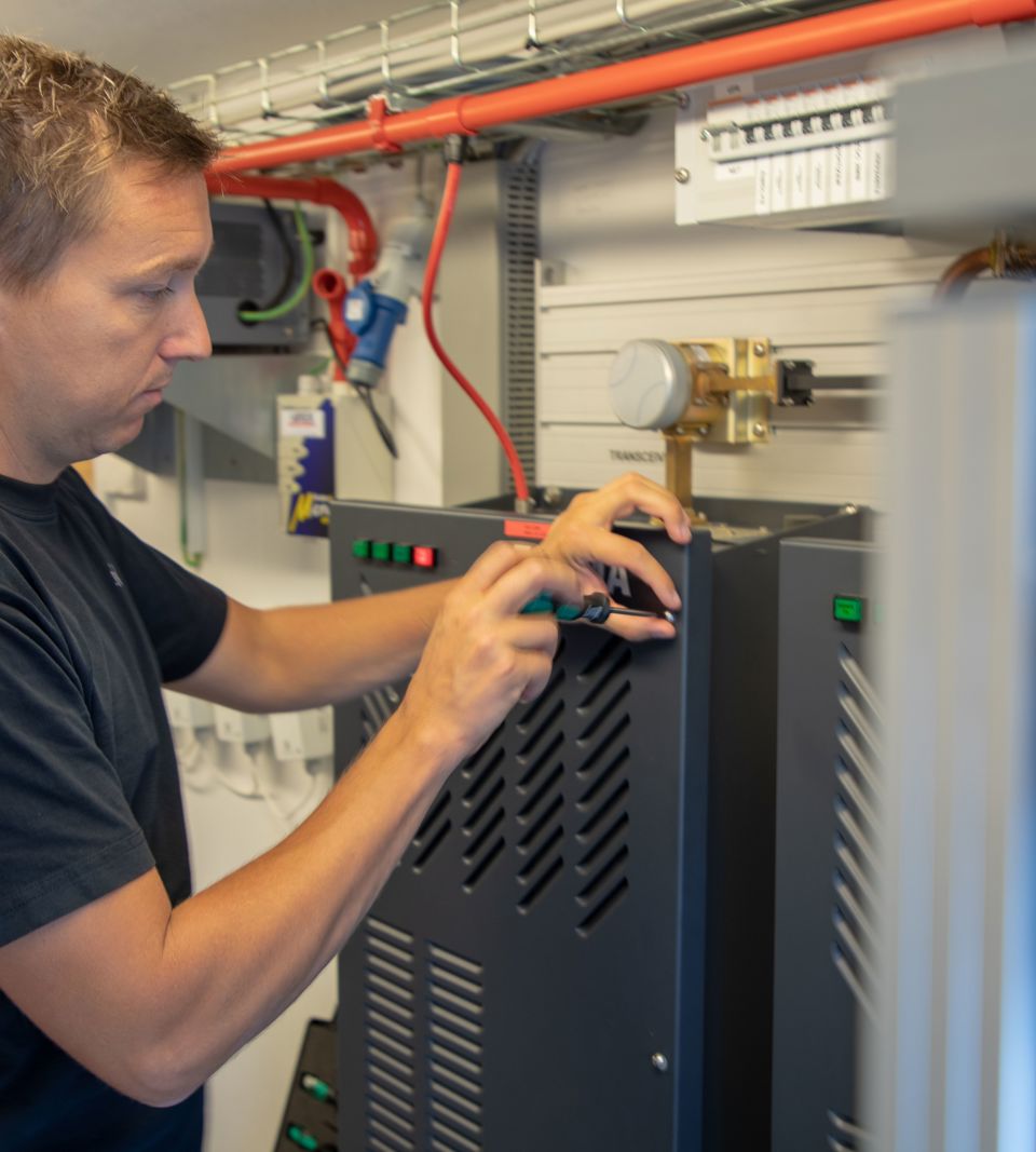 Terma Engineer giving support on a radar tranciever on Bornholm in Denmark.