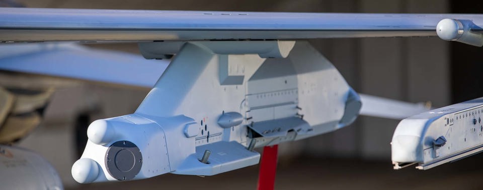 Electronic combat integrated pylons system.