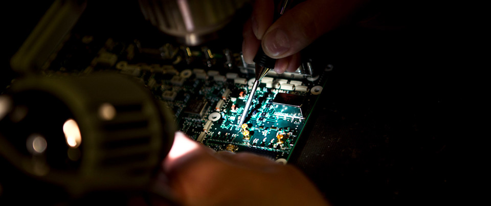 Electronic Manufacturing Hero