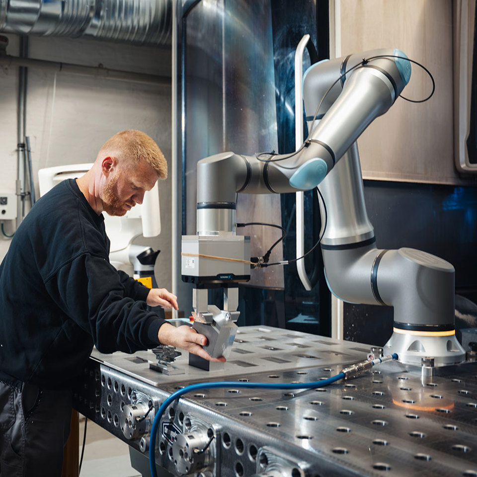 Terma employee working at the production facility in Grenaa, Denmark.