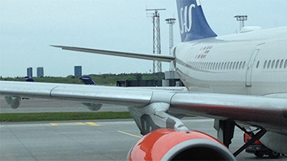 SAS aircraft.